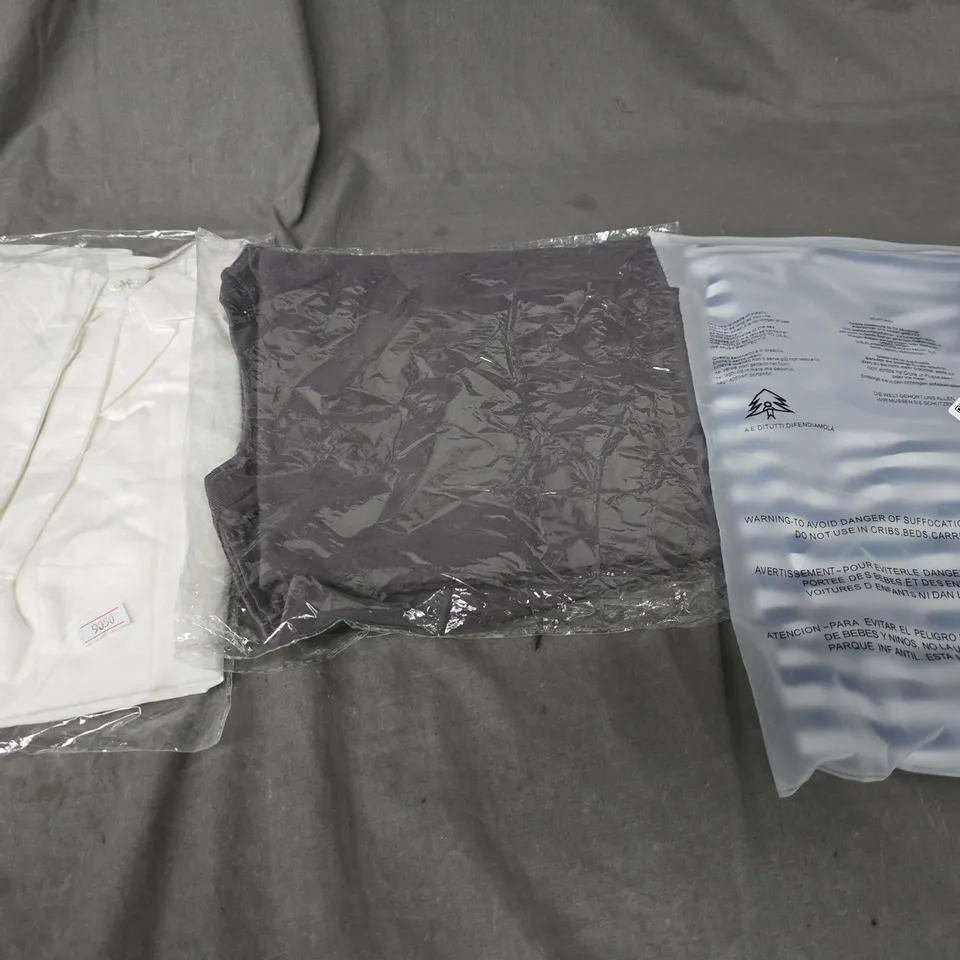 LARGE BOX OF APPROXIMATELY 20 ASSORTED CLOTHING ITEMS IN VARIOUS SIZES, STYLES AND COLOUR 