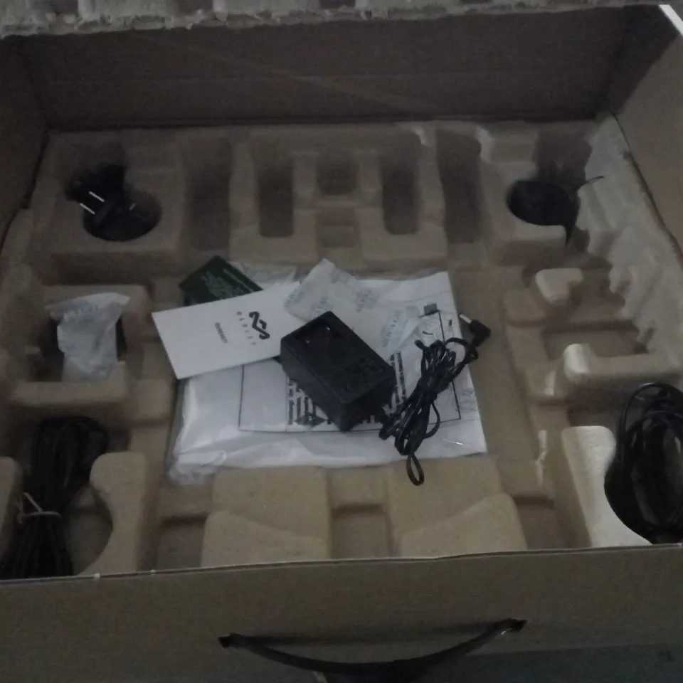 BOXED MARLEY TURNTABLE 