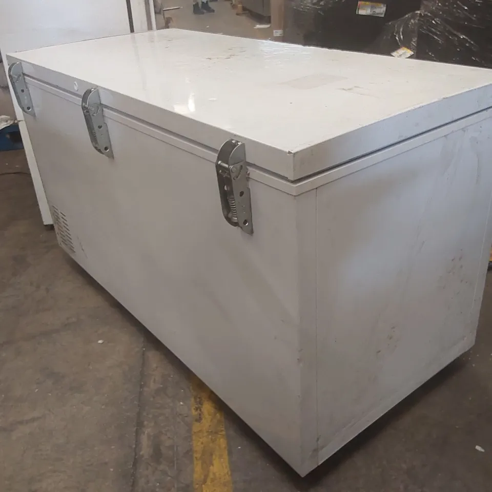 HUSKY F500-SD-UK-XG COMMERCIAL CHEST FREEZER