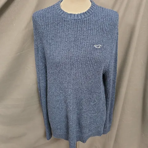 HOLLISTER KNIT SWEATER IN NAVY SIZE M