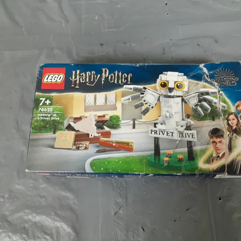 BOXED LEGO HARRY POTTER HEDWIG AT 4 PRIVET DRIVE