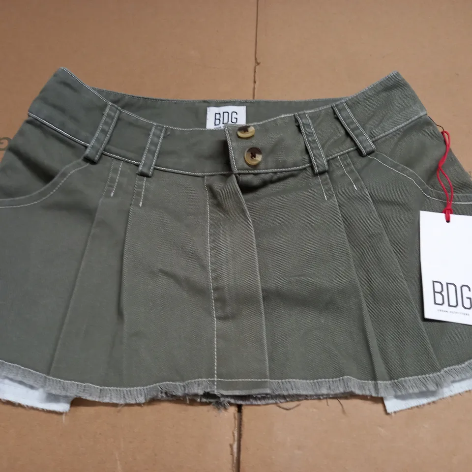 URBAN OUTFITTERS MINI SKIRT - XXS