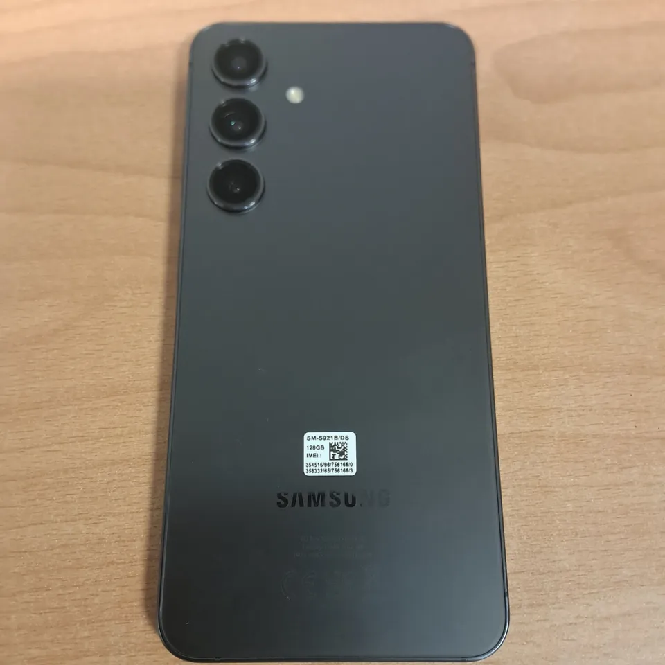 BOXED SAMSUNG GALAXY S24 8GB/128GB IN ONYX BLACK - SM-S921B