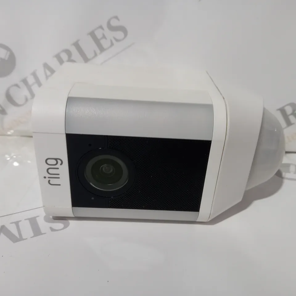BOXED RING SPOTLIGHT CAM OUTDOOR SECURITY CAMERA & SPOTLIGHT