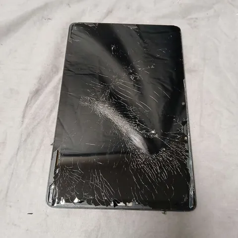 REALME TABLET RMP2103 – CRACKED SCREEN