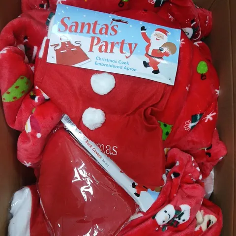 APPROXIMATELY 10 ASSORTED CHRISTMAS THEMED PRODUCTS TO INCLUDE SACKS, THROWS ETC 
