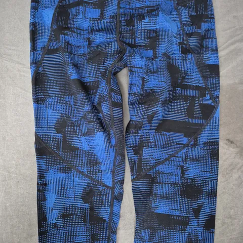 SWEATY BETTY POWER WORKOUT LEGGINGS IN BLUE FRAME PRINT SIZE MEDIUM