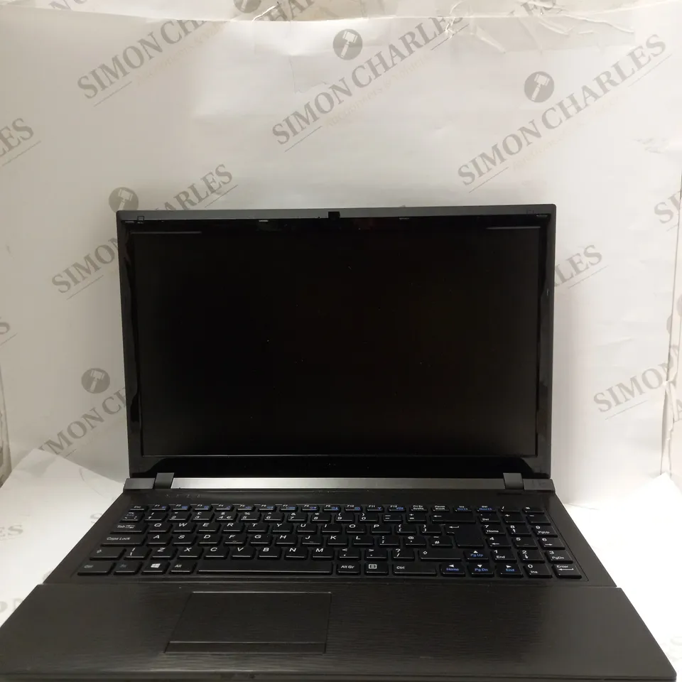 RM NOTEBOOK 320 LAPTOP IN BLACK