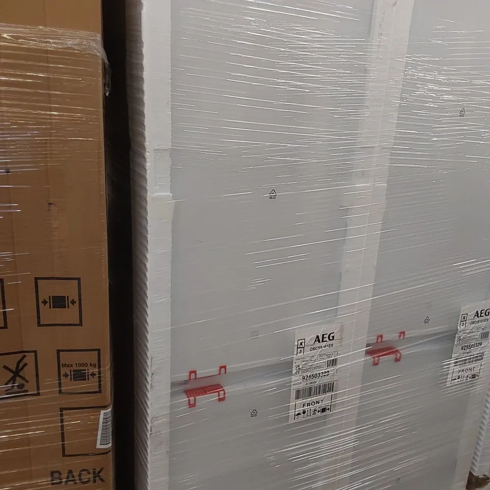 AEG OSC5S181ES LOW FROST INTEGRATED FRIDGE FREEZER, SLIDING HINGE, 70/30 RRP £500