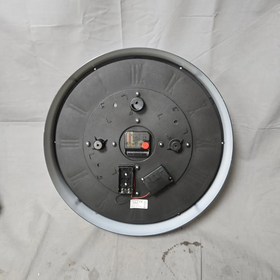 SKELETON GEAR WALL CLOCK – GOLD-TONE BEZEL, ROMAN NUMERALS