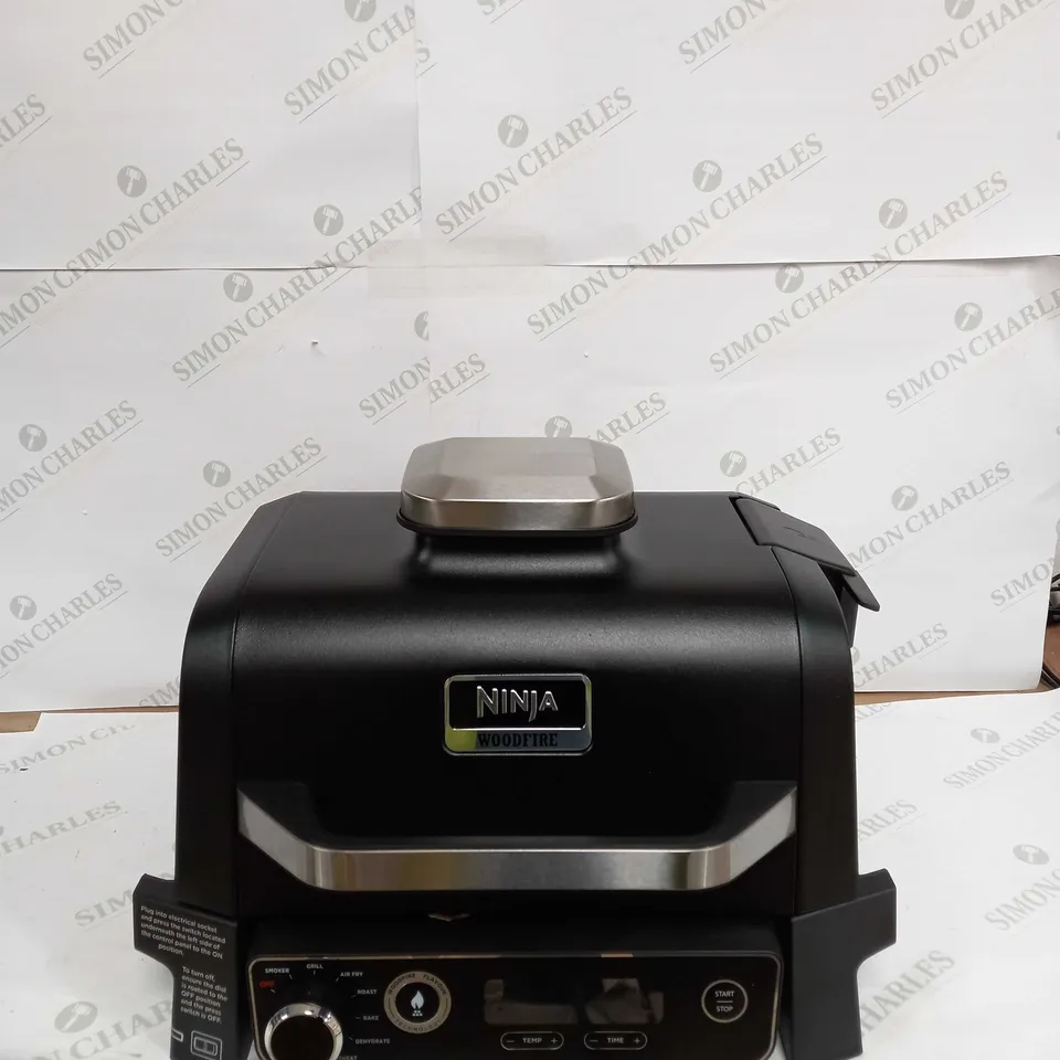 NINJA WOODFIRE ELECTRIC BBQ GRILL & SMOKER WITH AIR FRY FUNCTION OG701UKQ
