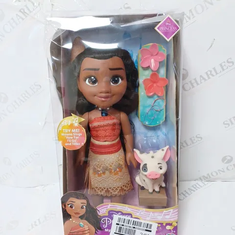 BOXED DISNEY PRINCESS MOANA FEATURE DOLL