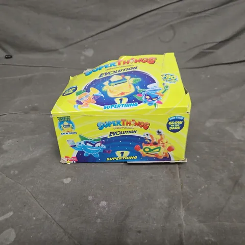 SUPERTHINGS EVOLUTION TOY – YELLOW PACKAGING