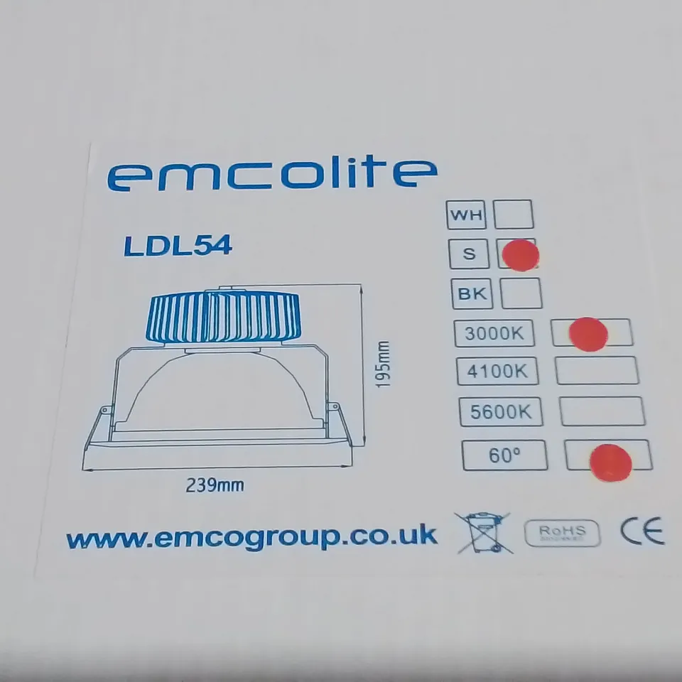 LOT OF 33 BOXED EMCOLITE LDL54 3000K LIGHTS