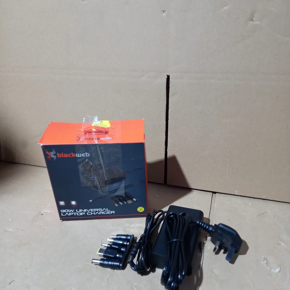 BLACKWEB 90W UNIVERSAL LAPTOP CHARGER