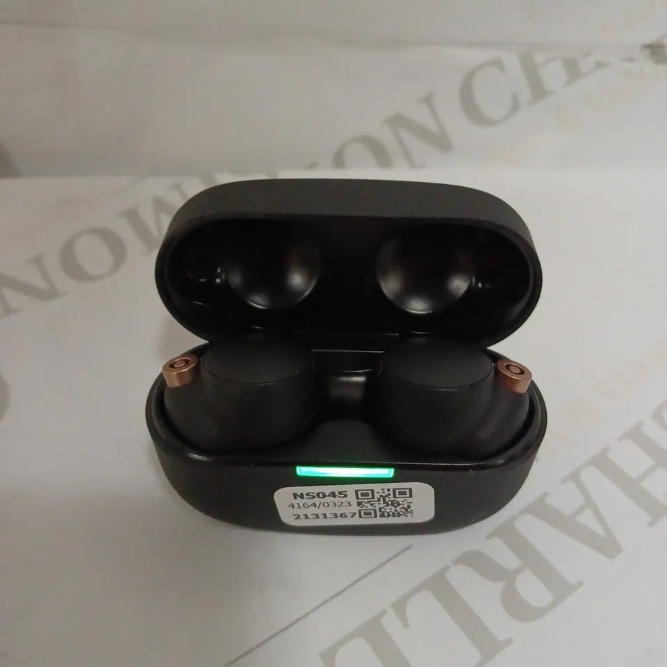 SONY WIRELESS NOISE CANCELING STEREO HEADSET