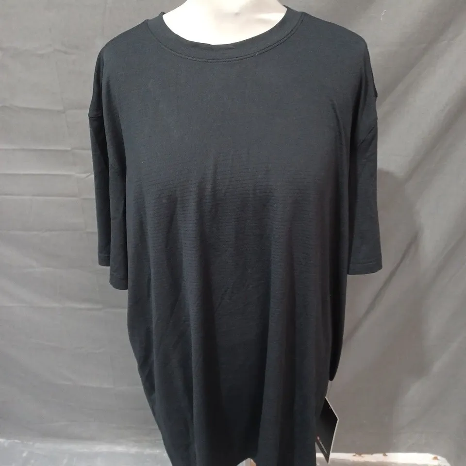 LULULEMON LICENSE TO TRAIN RELAXED SHORT SLEEVE T-SHIRT SIZE XL