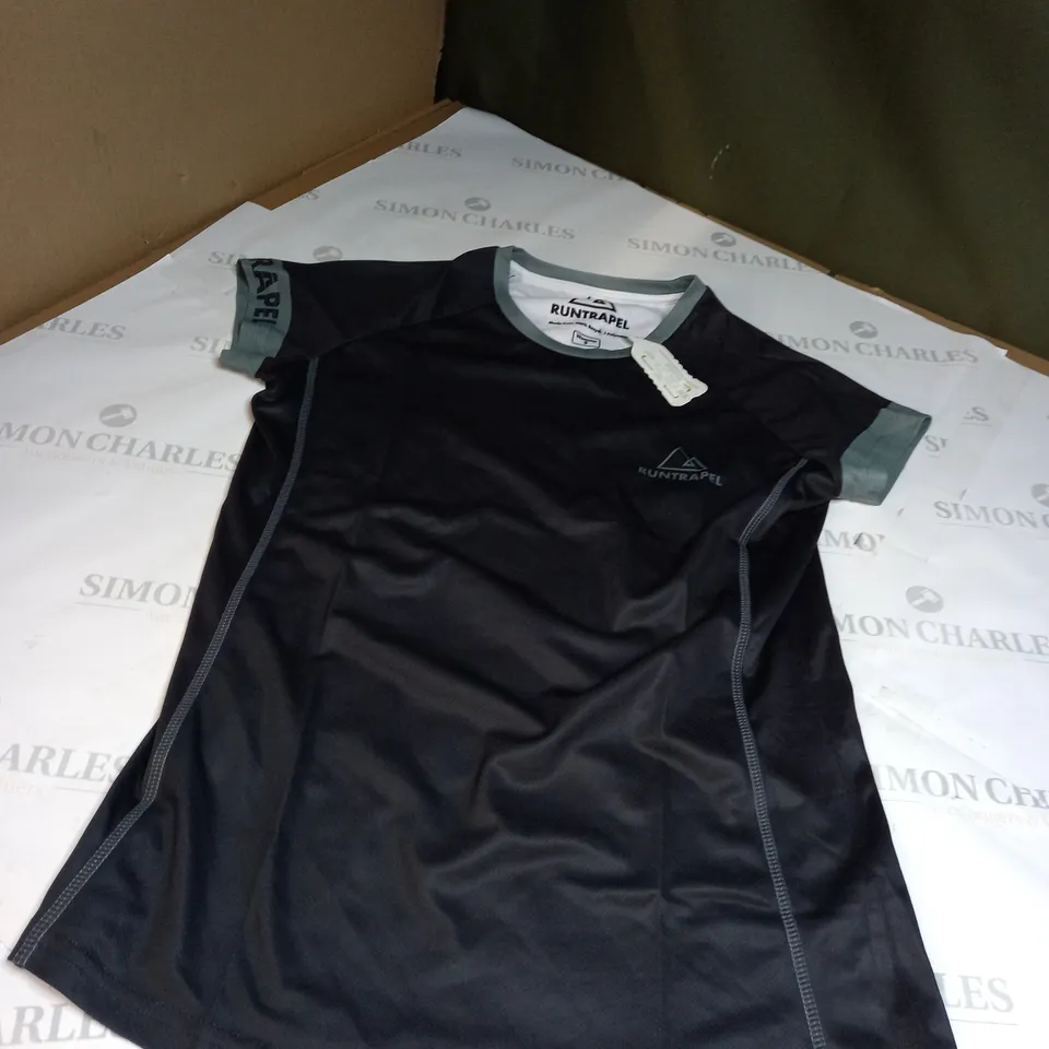 RUNTRAPEL SPORTS T-SHIRT SIZE S