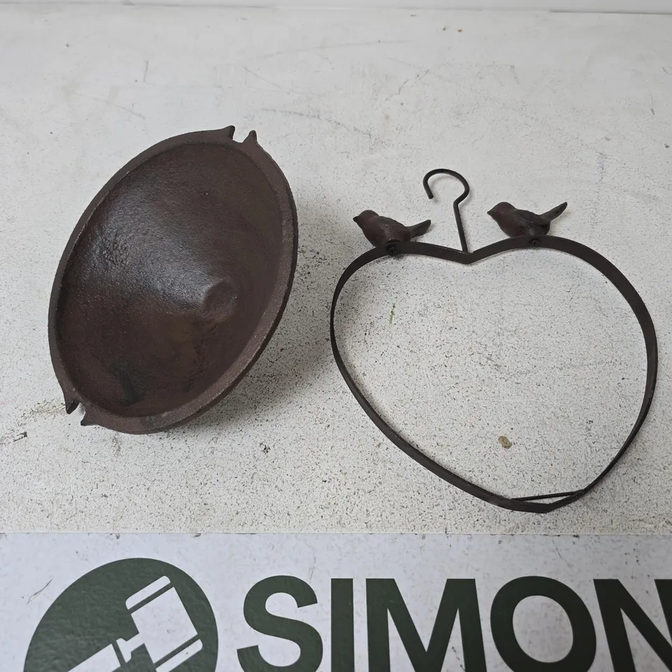 BOXED CAST IRON BIRD GARDEN ORNAMENT 