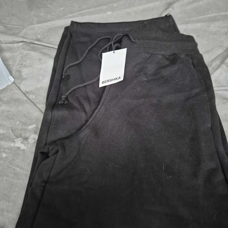 BERSHKA BLACK JOGGERS WITH DRAWSTRING – SIZE S 