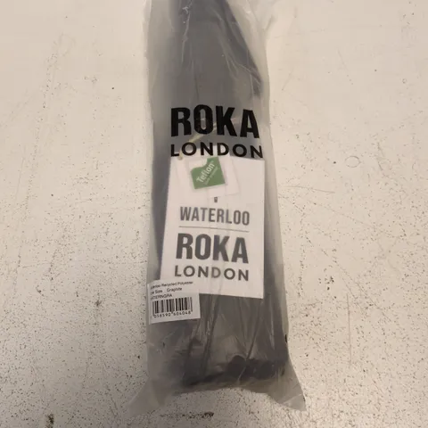 BAGGED ROKA WATERLOO RECYCLED POLYESTER UMBRELLA IN GRAPHITE