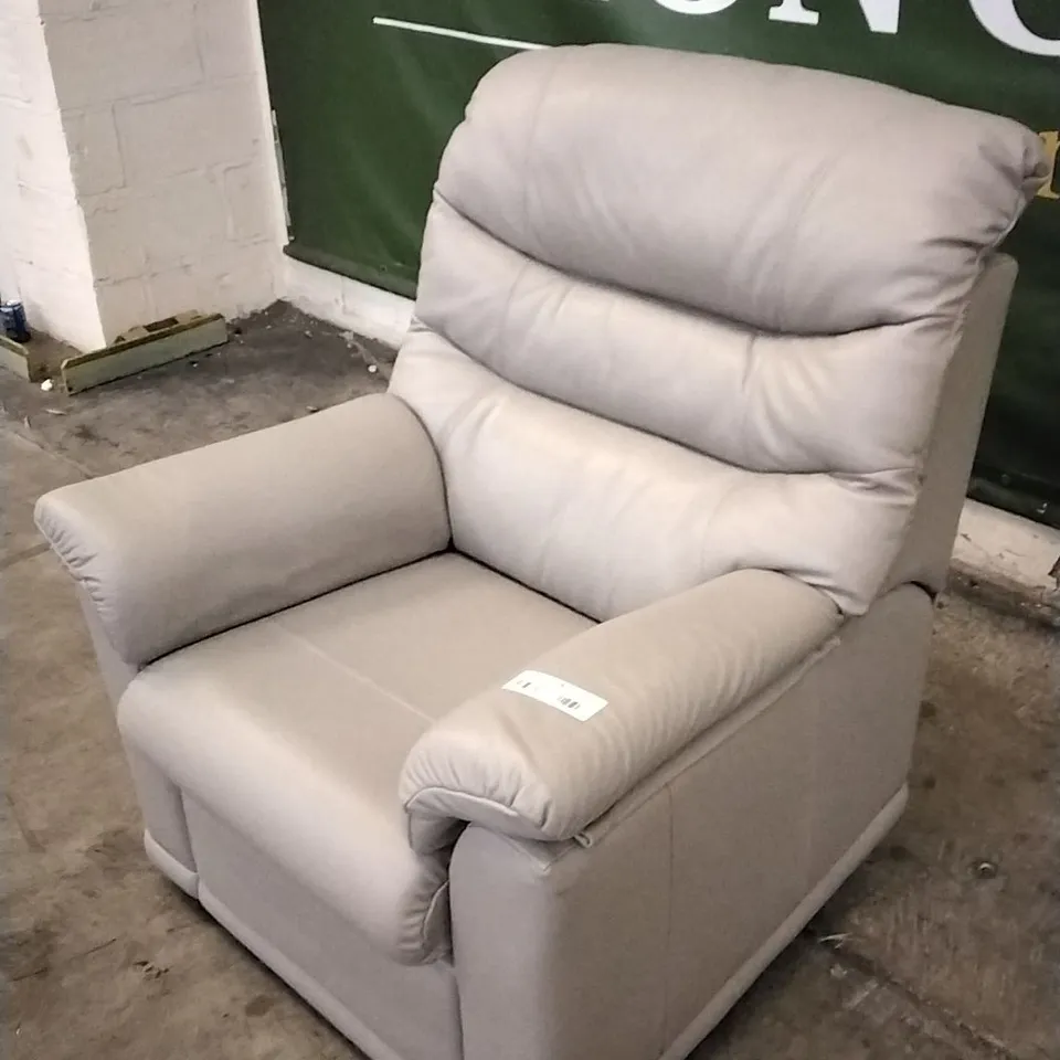 QUALITY BRITISH DESIGNED & MANUFACTURED G PLAN MALVERN POWER RECLINER ARMCHAIR CAPRI MIST LEATHER