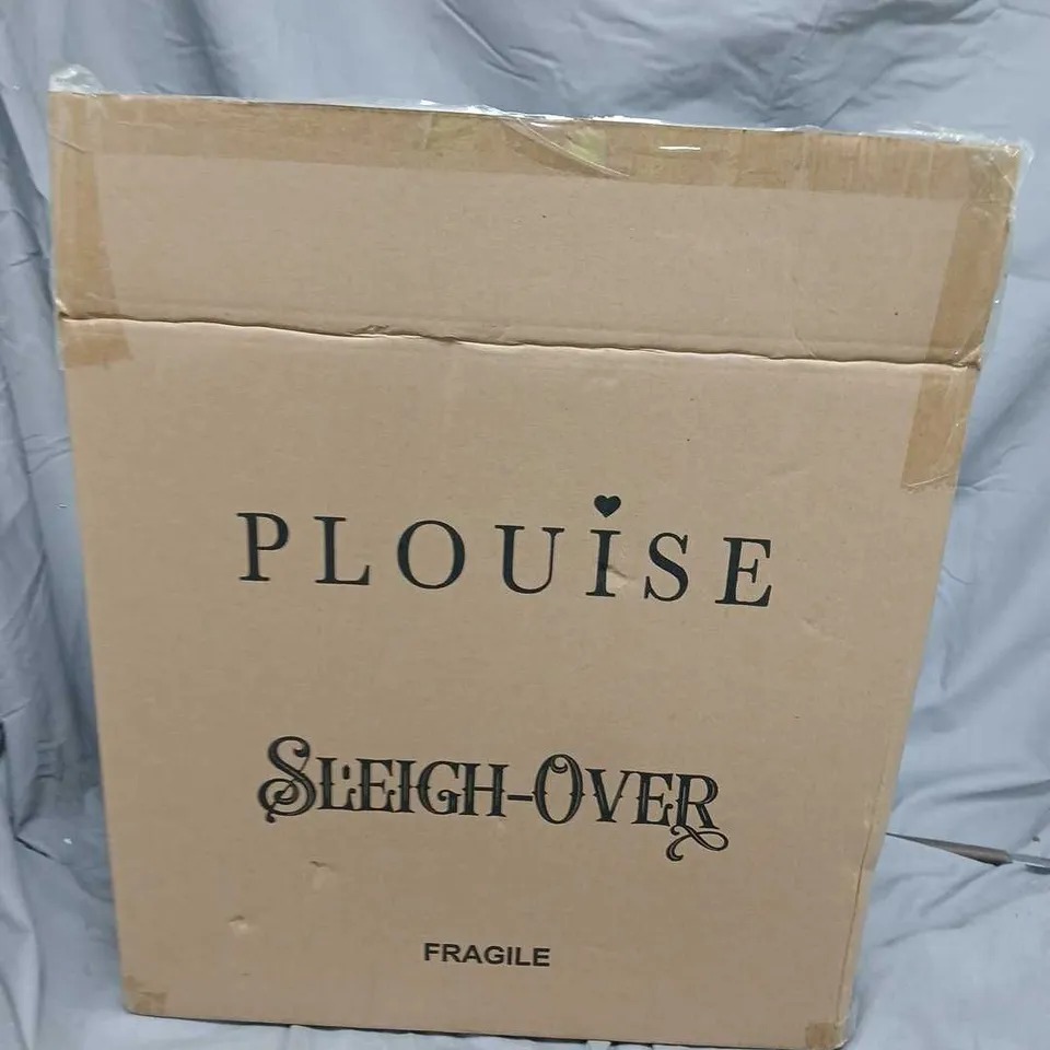 DECORATIVE PINK STORAGE BOX WITH VINTAGE LETTERING (BOXED, WRAPPED)