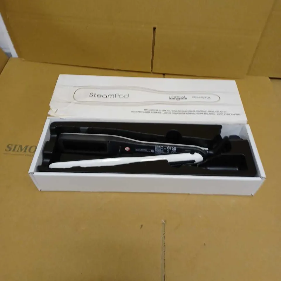 L'ORÉAL PROFESSIONNEL STEAMPOD 3.0 STEAM HAIR STRAIGHTENER 