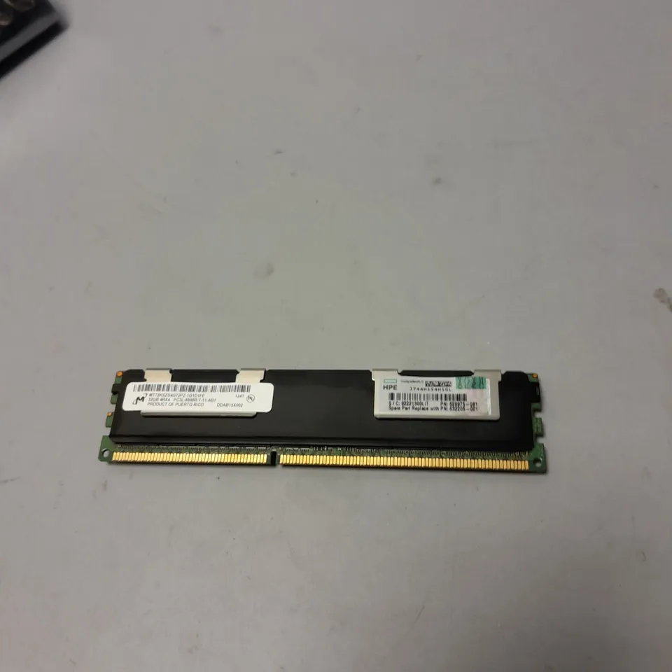HP 32GB (1X32GB) QUAD RANK X4 PC3L-8500 (DDR3-1066) REGISTERED MEMORY KIT 632205-001