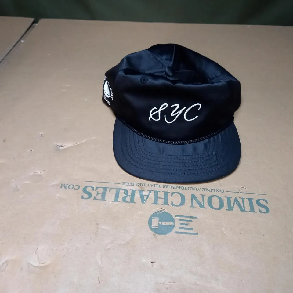 SOHO YACHT CLUB CAP