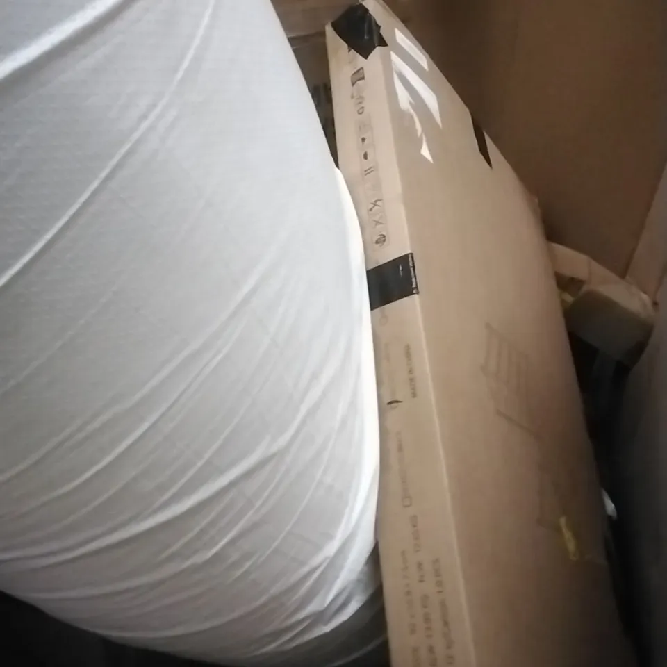 PALLET OF ASSORTED ITEMS INCLUDING - MATTRESS TOPPER,DESK