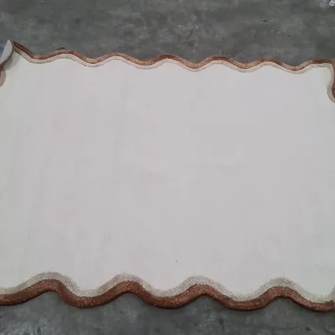 QUALITY DESIGNER AREA RUG - APPROXIMATELY 210X160CM