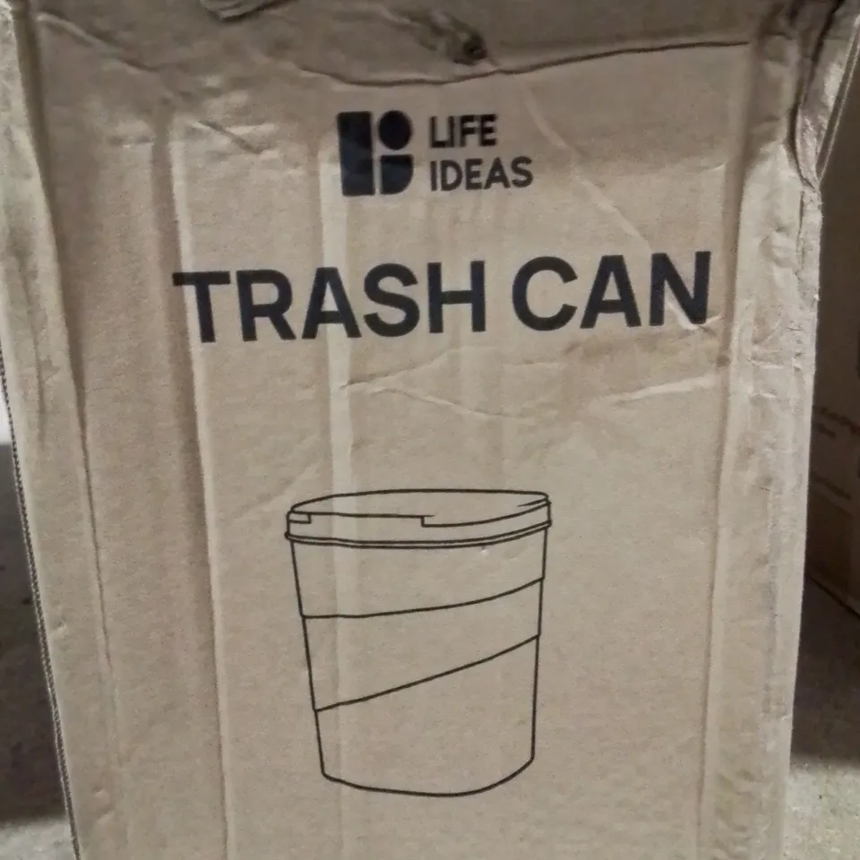 BOXED TRASH CAN 