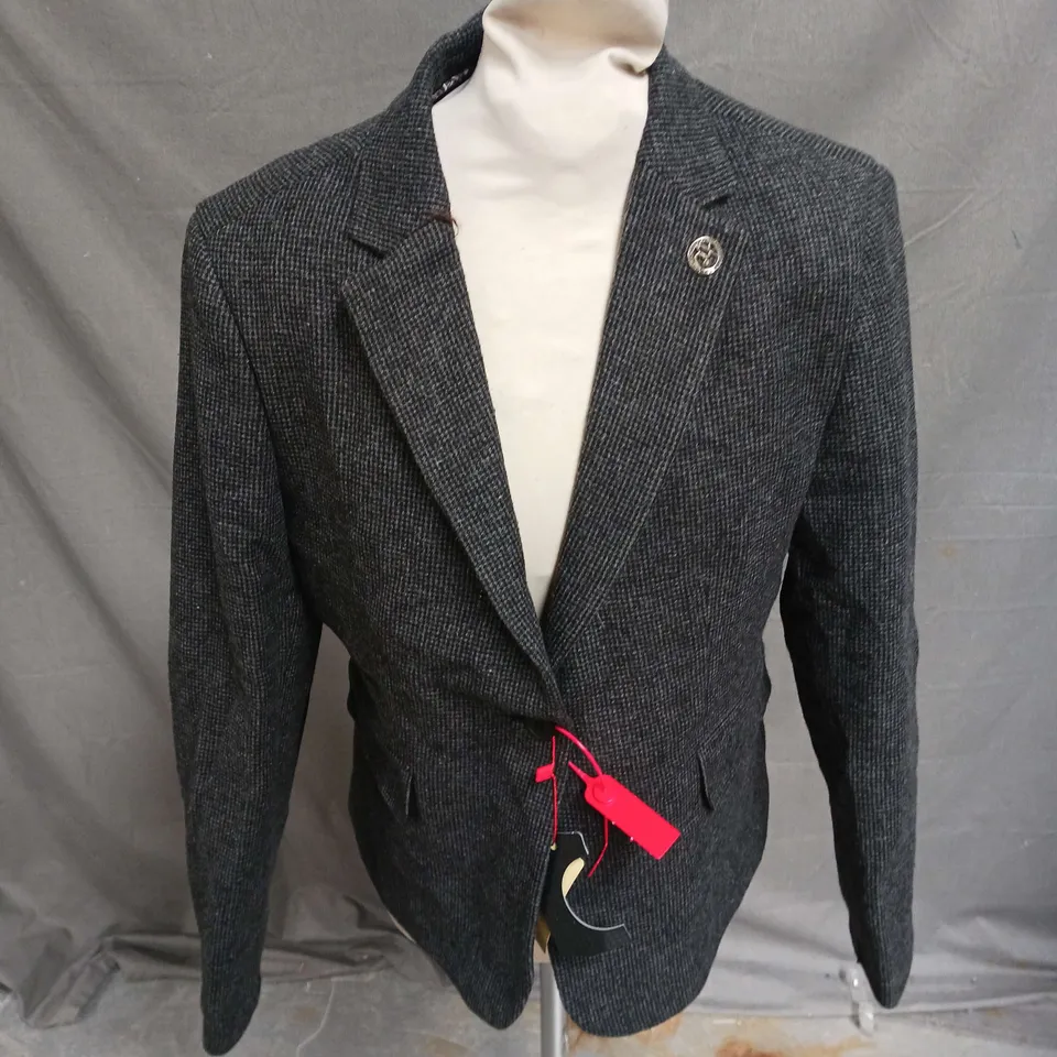 TRUCLOTHING JACKET IN GREY MULTI SIZE 10