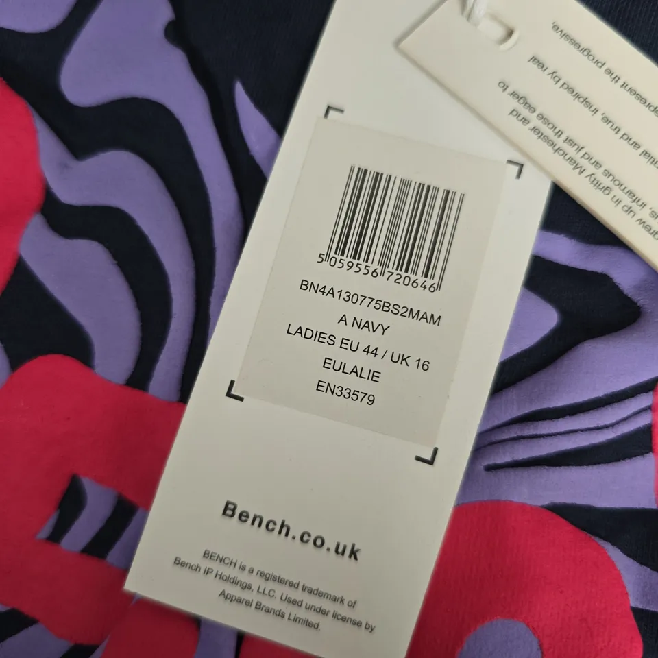 BENCH LADIES' NAVY T-SHIRT WITH PINK HEART GRAPHIC (EU 44 / UK 16)
