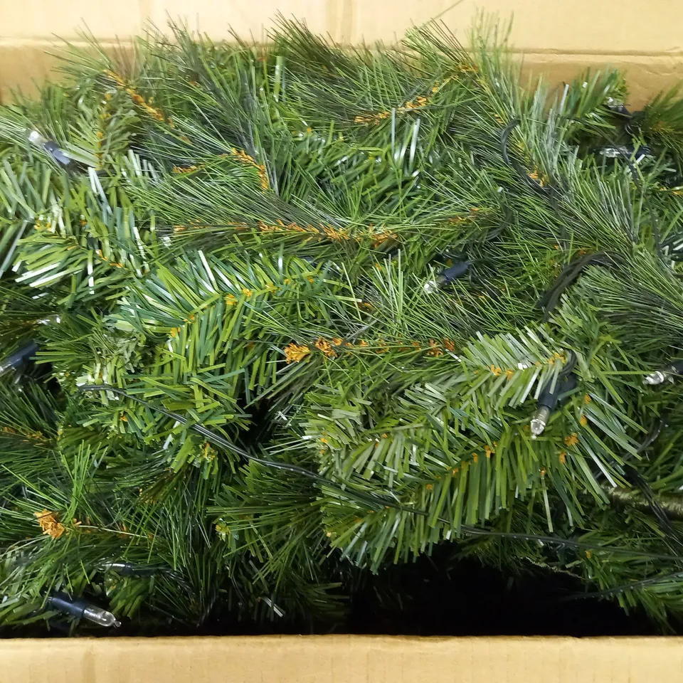 WERCHRISTMAS PRE-LIT VICTORIAN PINE MULTI-FUNCTION CHRISTMAS TREE - COLLECTION ONLY