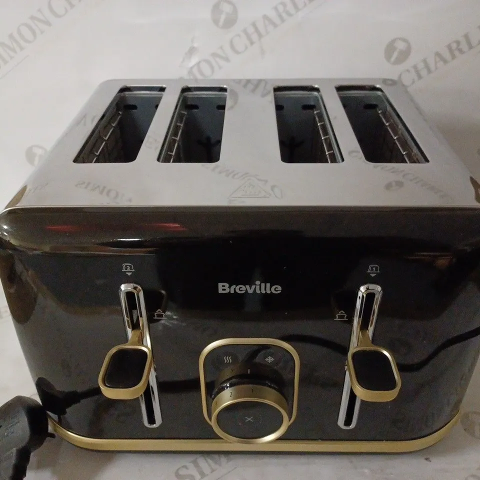 BREVILLE AURA 4 SLICE TOASTER