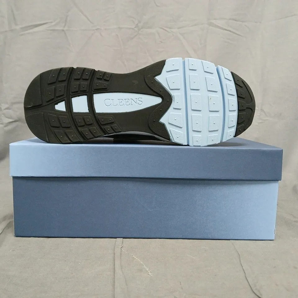 BOXED PAIR OF CLEENS AERO RUNNER TRAINERS IN POWDER BLUE SIZE UK 9