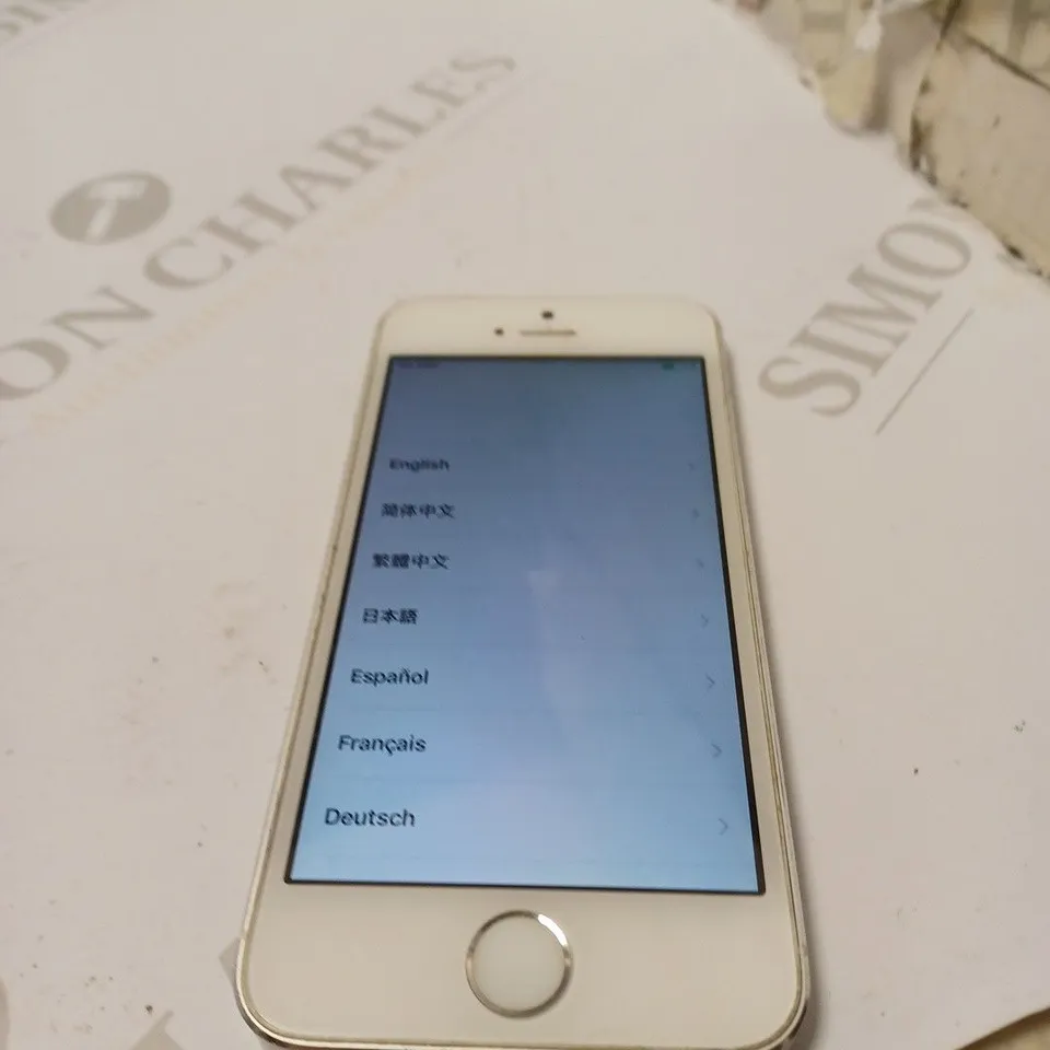APPLE IPHONE MODEL A1457