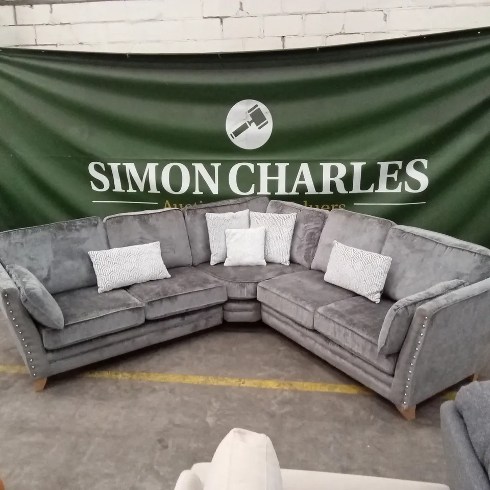 LAVELLO FABRIC CORNER GROUP SOFA RRP £2899