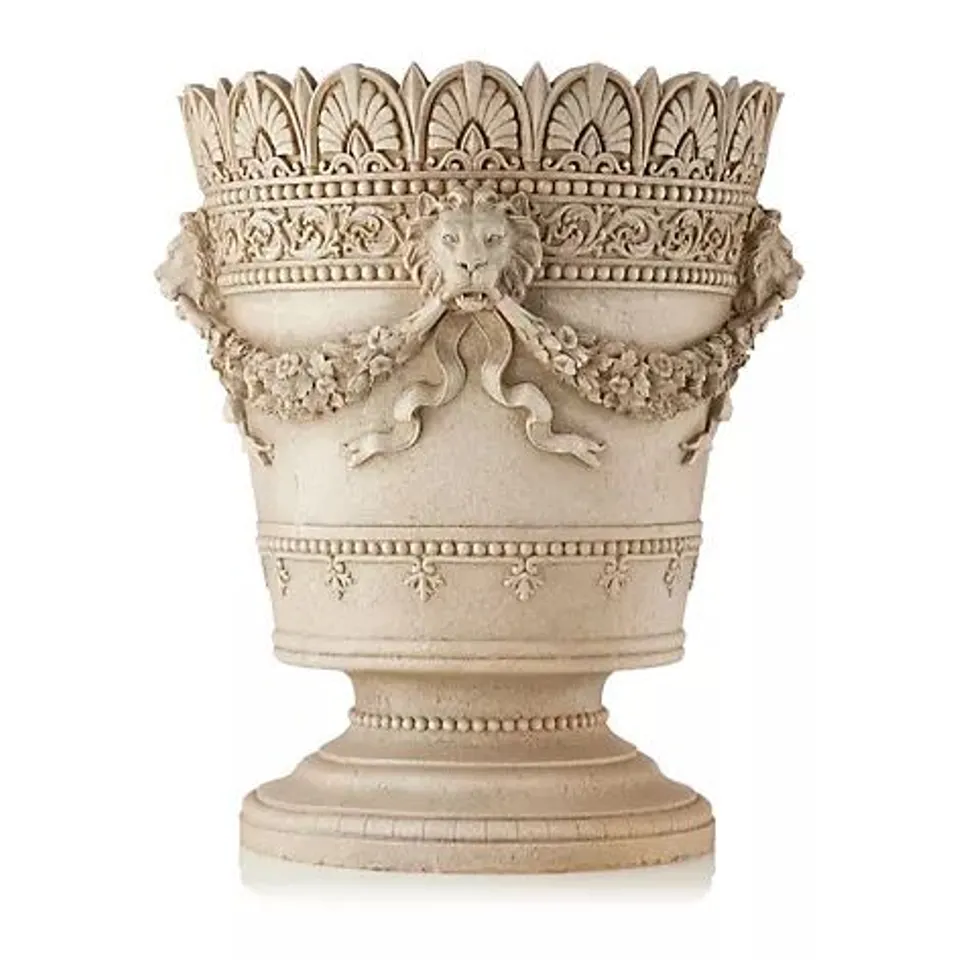 GARDEN REFLECTIONS LION MOTIF PLANTER