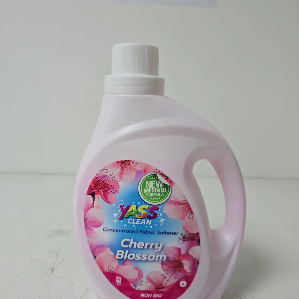 YASS CLEAN CHERRY BLOSSOM CONCENTRATED FABRIC SOFTENER - 2L