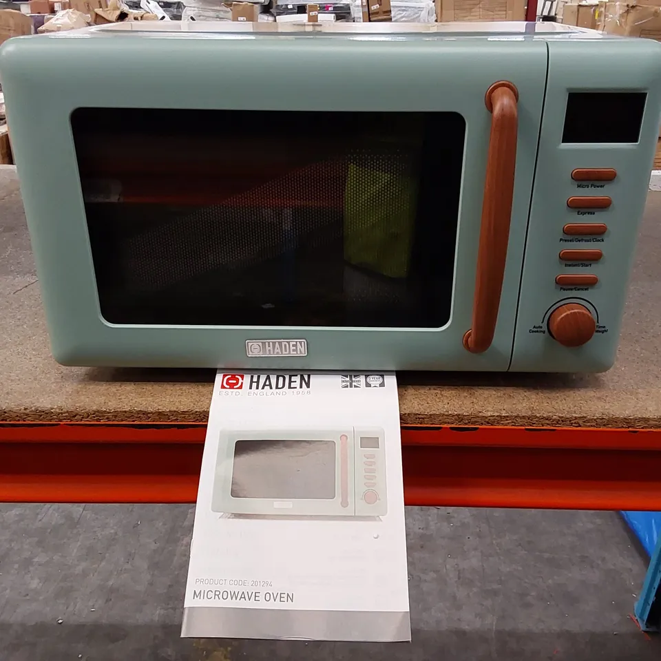 BRAND NEW BOXED HADEN 800W MICROWAVE (1 BOX)