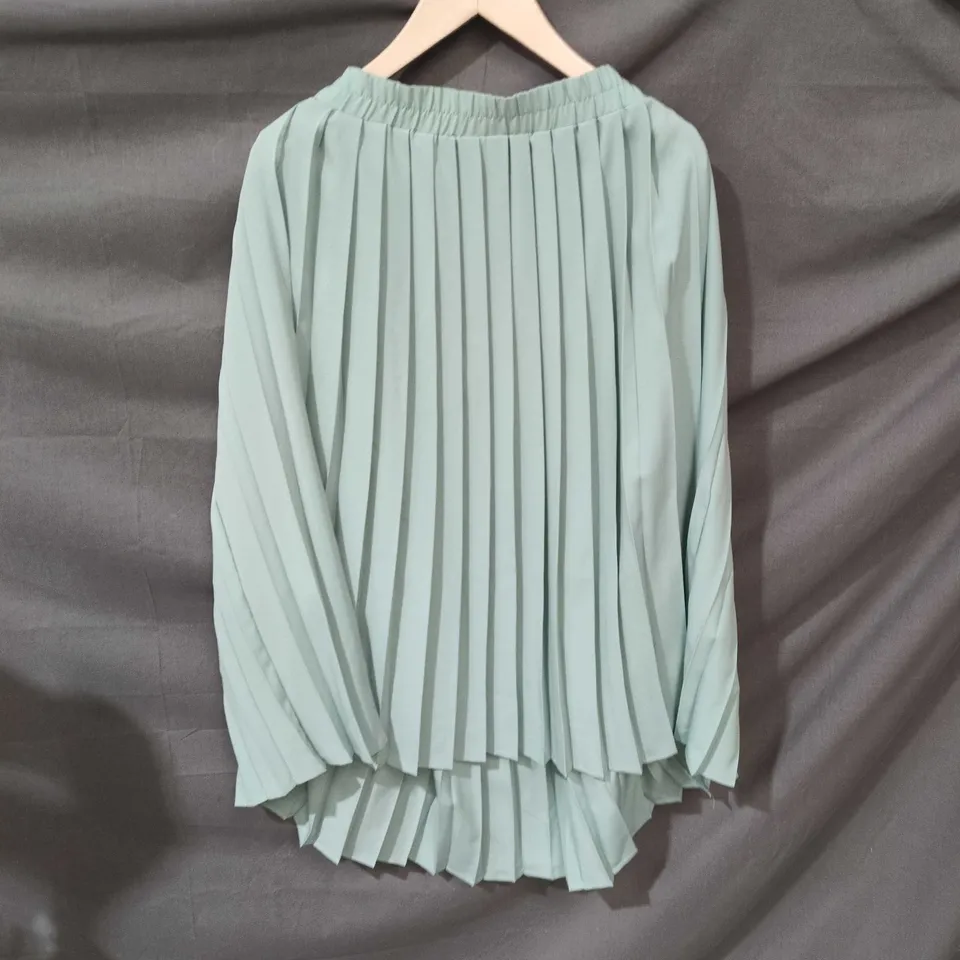 DEBENHAMS WOMEN’S LIGHT BLUE PLEATED SKIRT, SIZE 18, 100% POLYESTER