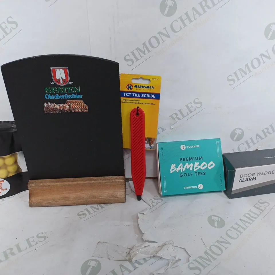 BOX OF APPROX 20 ASSORTED ITEMS TO INCLUDE - THE RONNIE RANGE FISH FOOD - OCEANTEE PREMIUM BAMBOO GOLF TEES - DOOR WEDGE ALARM ECT 