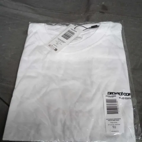 JACK & JONES CAMO BACK TEE SS CREW NECK – BRIGHT WHITE (UK L)