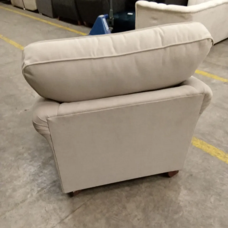 DESIGNER PEYTON FABRIC ARMCHAIR