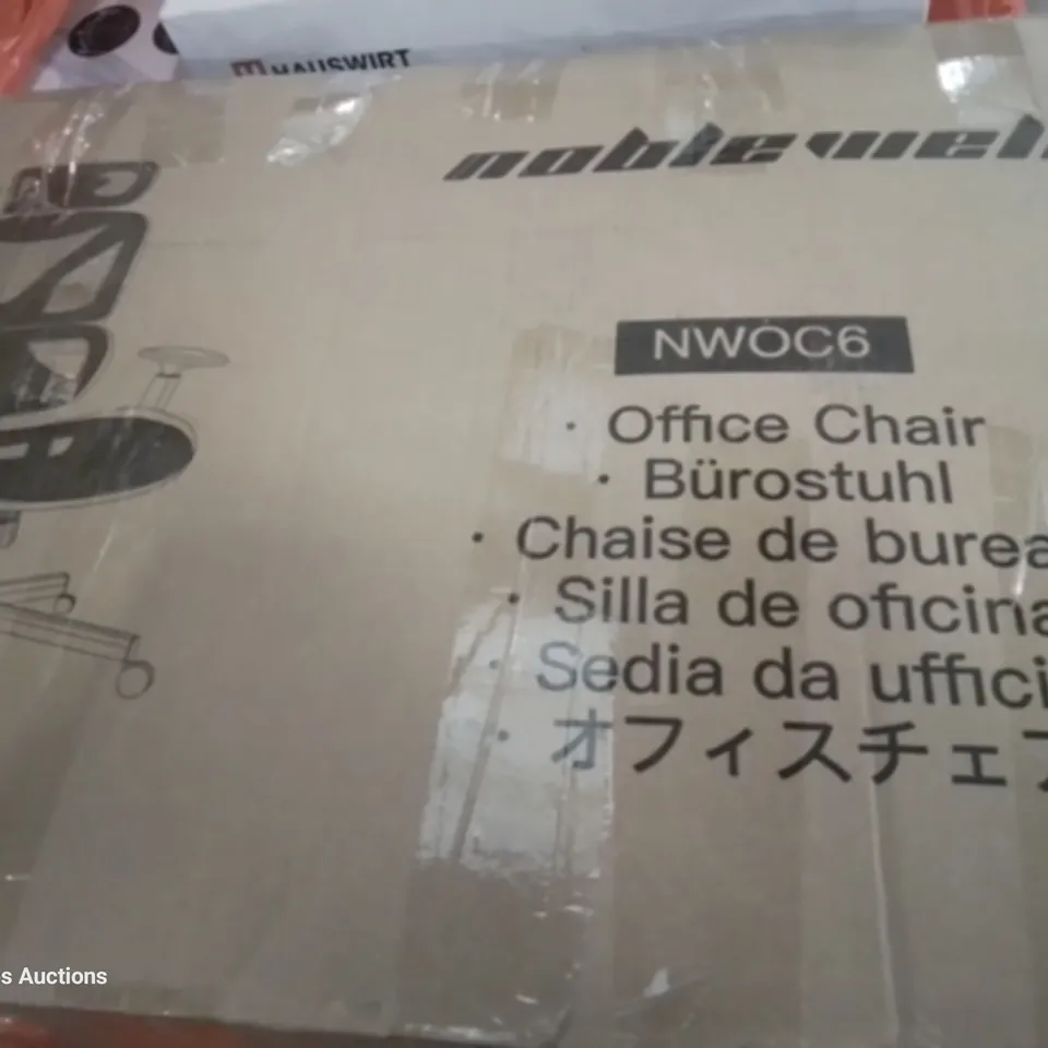 PALLET OF ASSORTED ITEMS TO INCLUDE, GAMING DESK, INFLATABLE MATTRESS, AIR FRYER OVEN, OFFICE CHAIR.