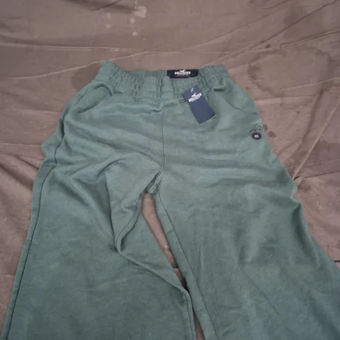 HOLLISTER ULTRA HIGH-RISE TROUSERS – XS 