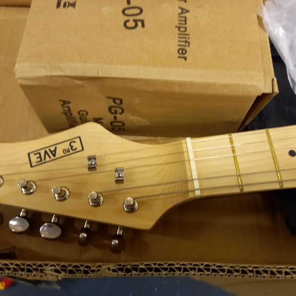 3RD AVENUE JUNIOR ELECTRIC GUITAR PACK